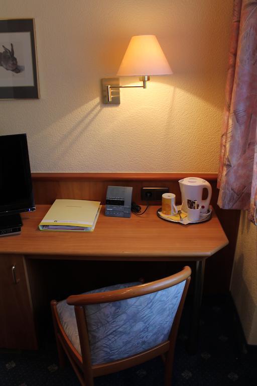 Hotel Luga Nuremberg Luaran gambar
